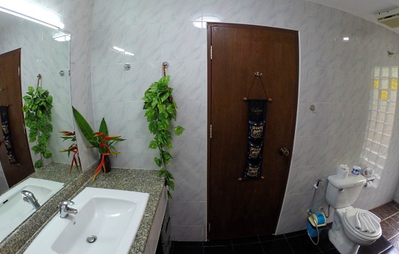 Unsere Badezimmer